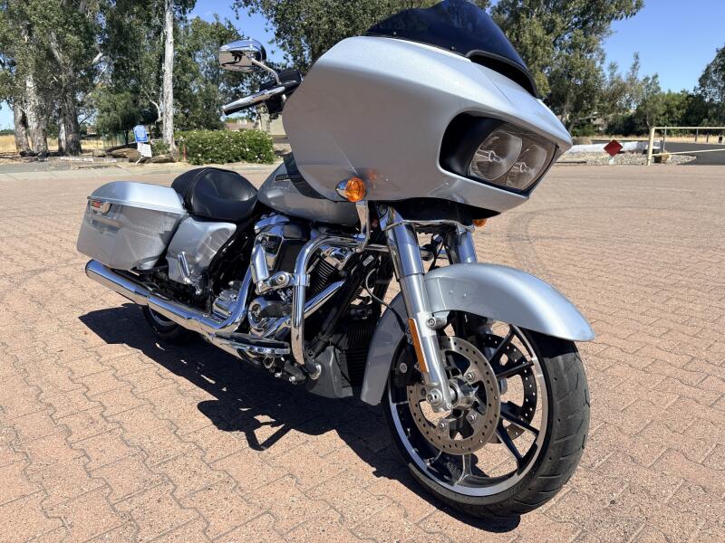 FLTRX 2023 Road Glide®