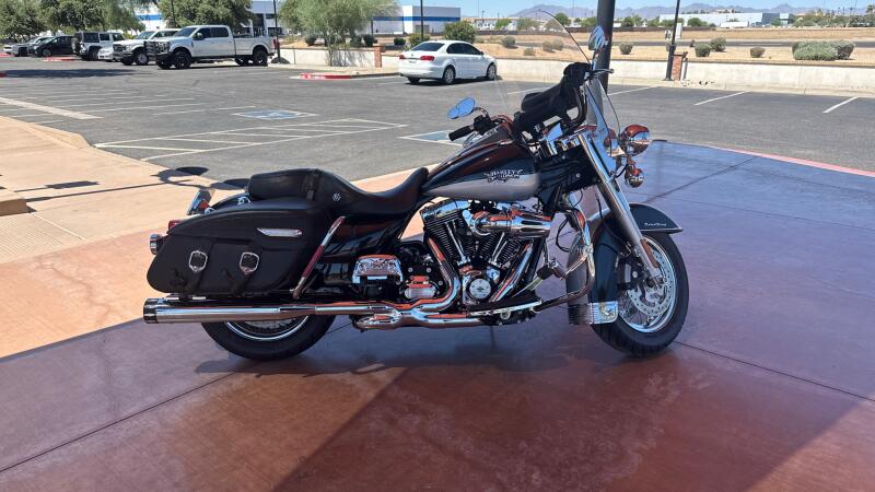 FLHRC 2012 Road King® Classic