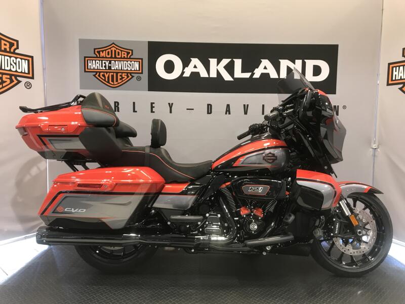 Harley-Davidson® CVO Street Glide Limited 2026