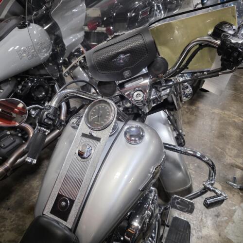 FLHRCI 2003 Road King® Classic thumb 2