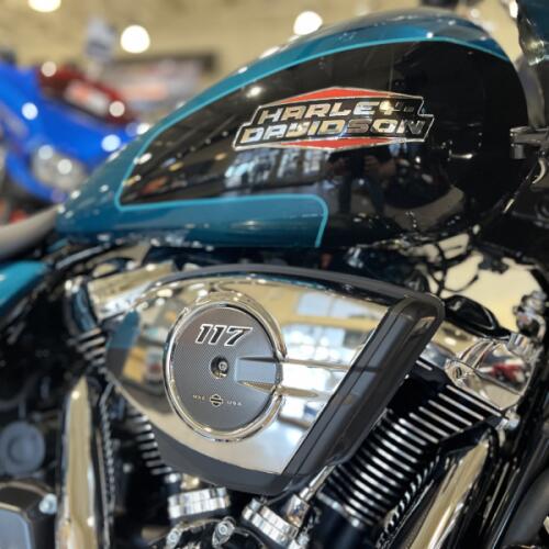 FLTRX 2026 Road Glide® thumb 2