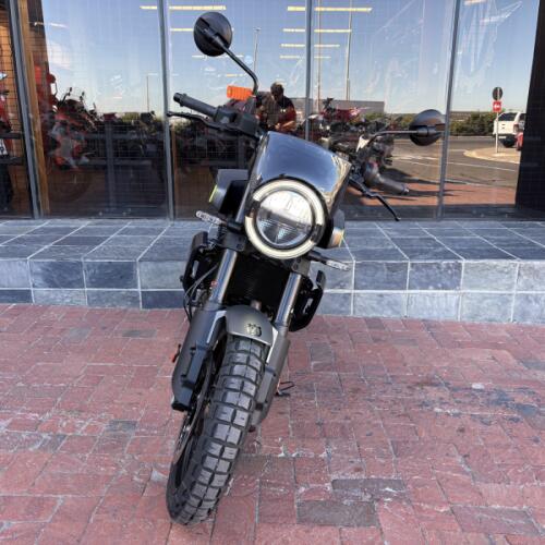 2024 Husqvarna Svartpilen 401  thumb 2