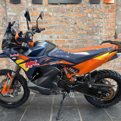 2026 KTM 890 Adventure Rally thumb 1