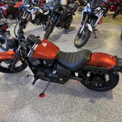 2025 Honda Shadow® Phantom ABS thumb 2