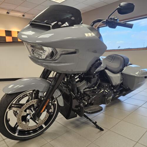 FLTRX 2026 Road Glide® thumb 1