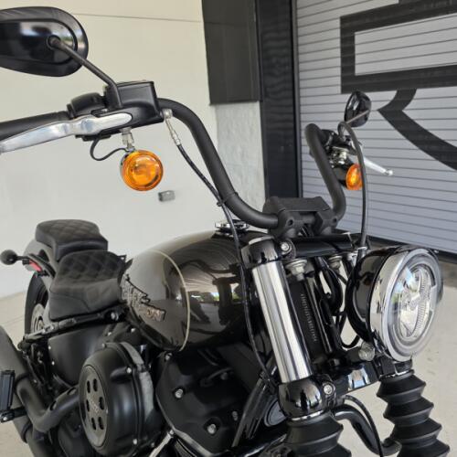 2020 Harley-Davidson® Street Bob® River Rock Gray thumb 2