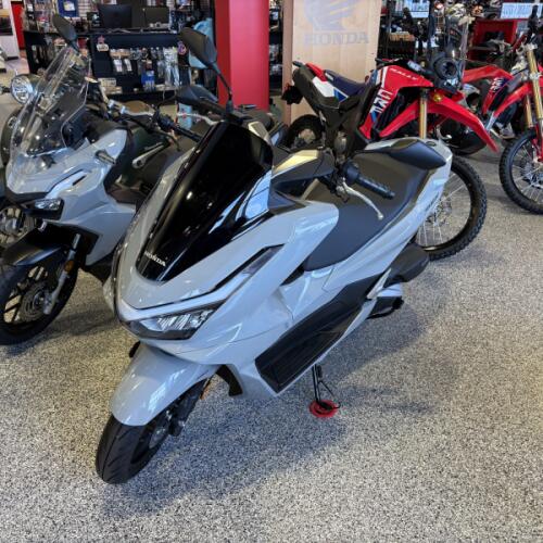 2025 Honda PCX150AS thumb 3