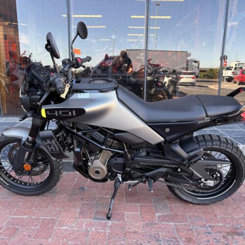 2024 Husqvarna Svartpilen 401  thumb 1