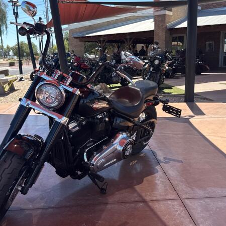 FLS 2018 Softail Slim® thumb 3