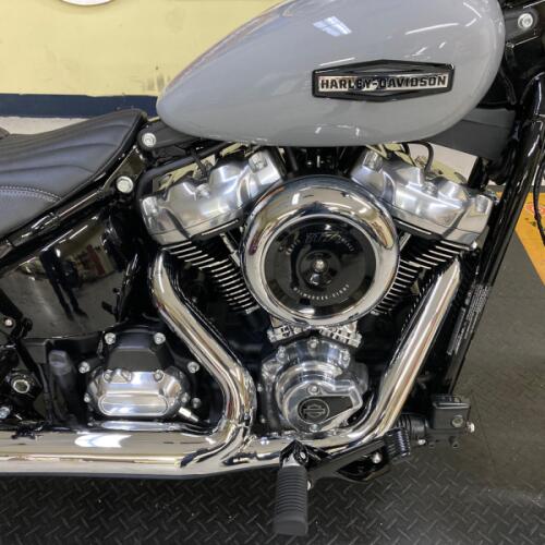 2025 Harley-Davidson® Street Bob® Billiard Gray w/Cast Wheels FXBB thumb 3