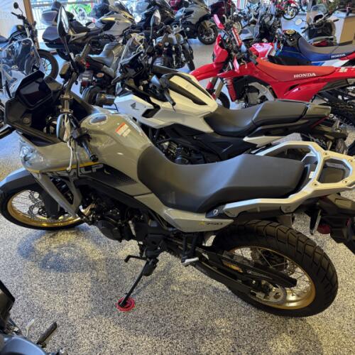 2025 Honda XL750S Transalp thumb 1