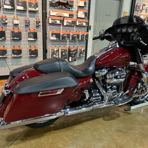 FLHX 2020 Street Glide® thumb 3