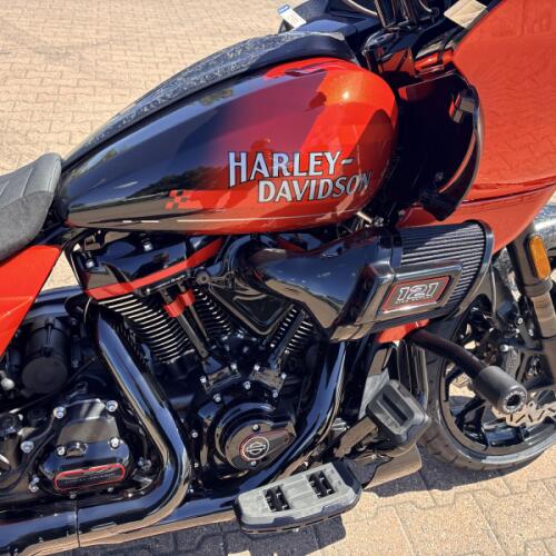 FLTRXSTSE 2026 CVO Road Glide ST thumb 1