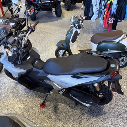 2026 Honda ADV160AT thumb 2