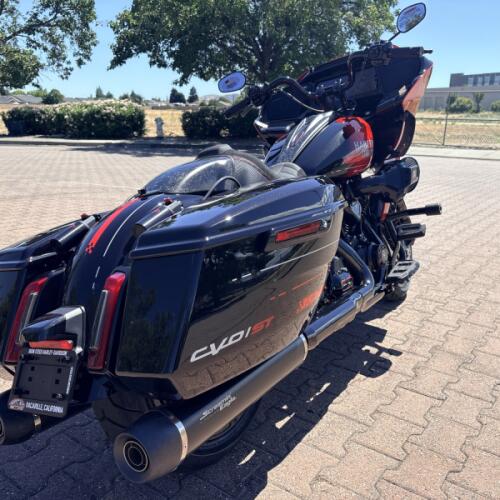 FLTRXSTSE 2026 CVO Road Glide ST thumb 0