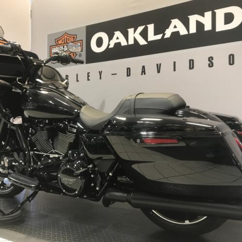 Harley-Davidson® Road Glide® 2026 thumb 2