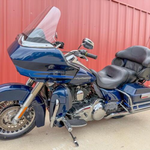 2013 Harley-Davidson® Road Glide® Ultra FLTRU Big Blue Pearl thumb 1