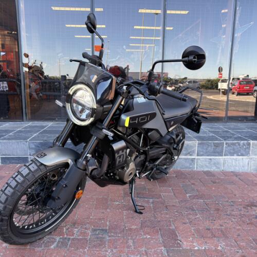 2024 Husqvarna Svartpilen 401  thumb 0