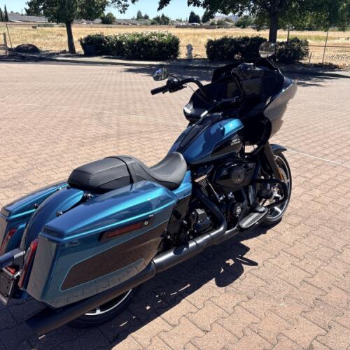 FLTRX 2026 Road Glide® thumb 1