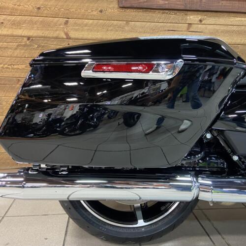 2025 Harley-Davidson® Street Glide® Vivid Black FLHX thumb 1