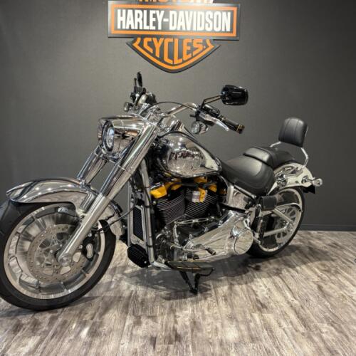 2025 Harley-Davidson® Fat Boy® Gray Ghost Reflection thumb 0