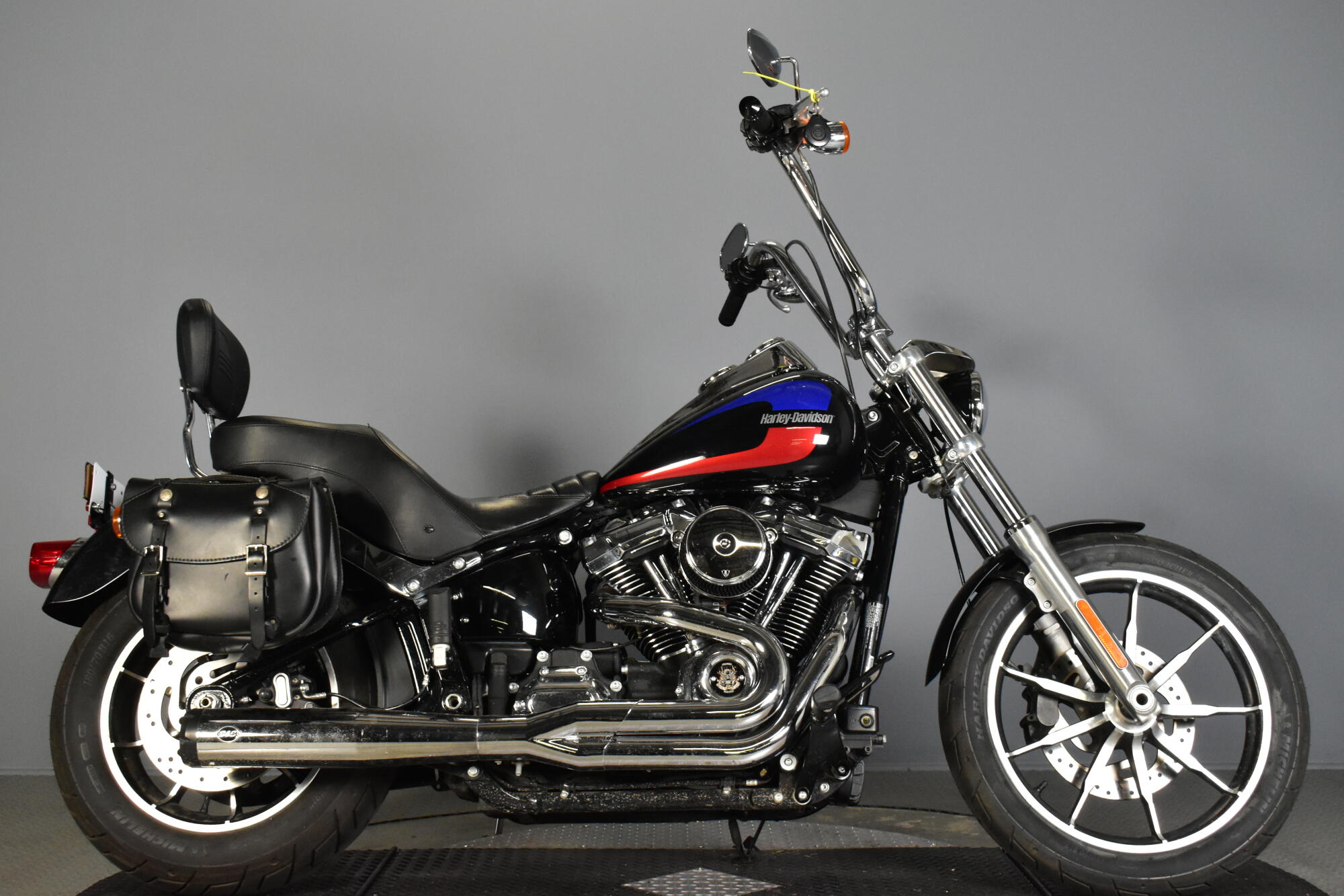 2019 Harley-Davidson® Low Rider® Vivid Black