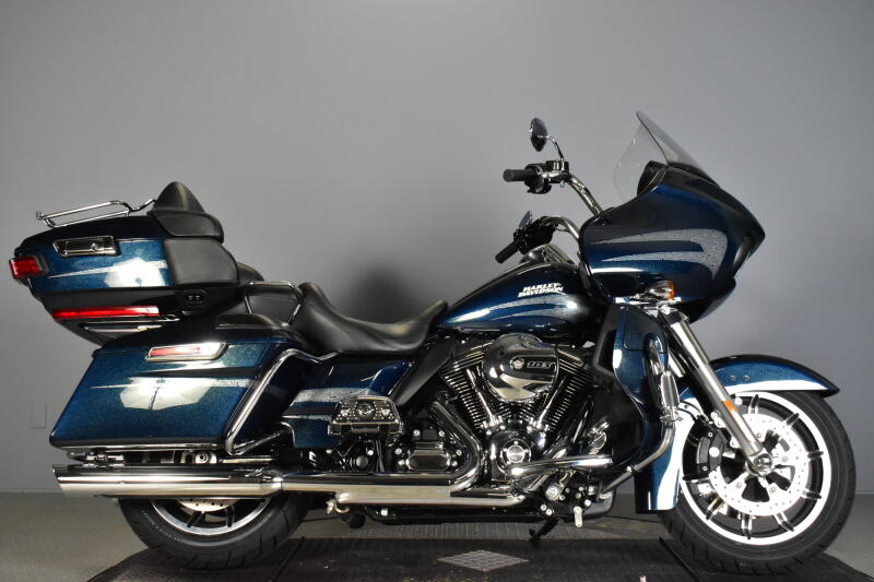 2016 Harley-Davidson® Road Glide® Ultra FLTRU