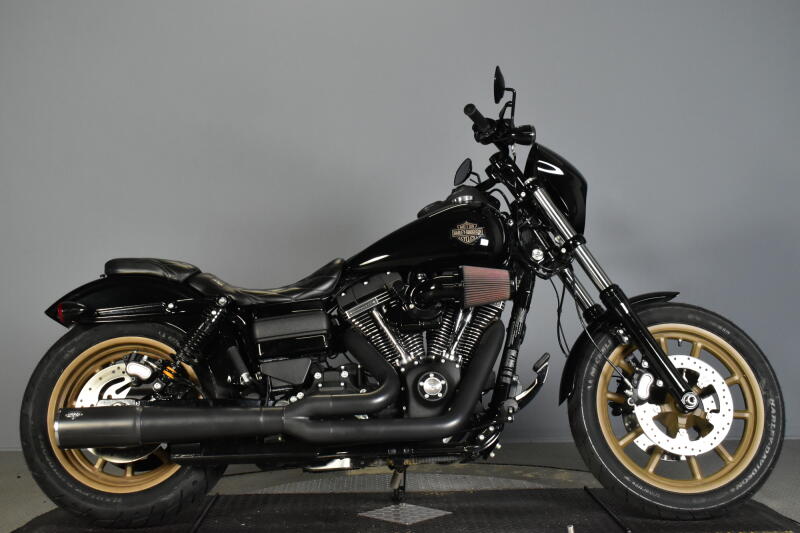 2017 Harley-Davidson® Low Rider® Vivid Black
