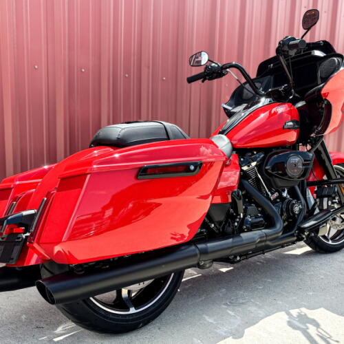 2026 Harley-Davidson® Road Glide® FLTRX thumb 3