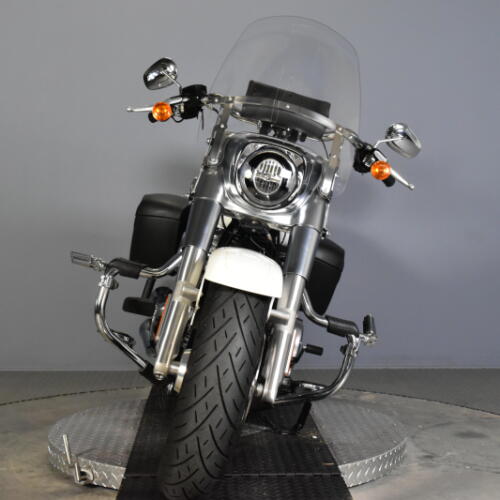 2018 Harley-Davidson® Fat Boy® 114 Bonneville Salt Pearl thumb 1