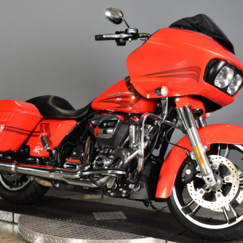 2017 Harley-Davidson® Road Glide® Special FLTRXS thumb 2