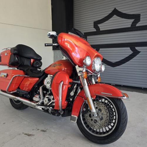 2012 Harley-Davidson® Electra Glide® Ultra Limited Custom Tequila Sunrise/H-D Orange thumb 3