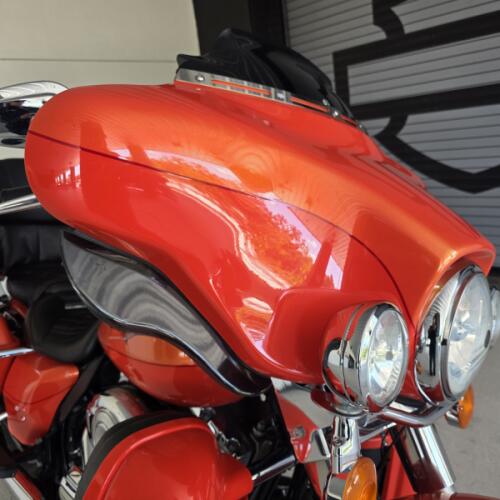 2012 Harley-Davidson® Electra Glide® Ultra Limited Custom Tequila Sunrise/H-D Orange thumb 2