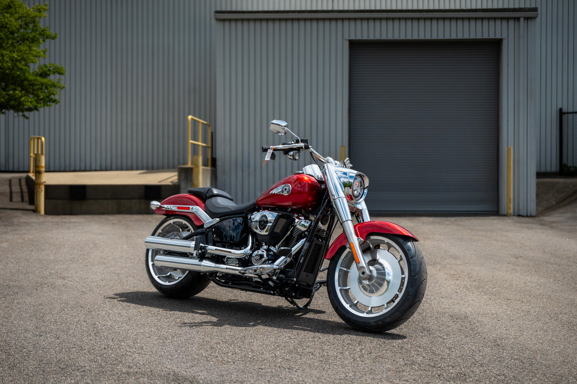 Harley-Davidson® Fat Boy® 2026 FLFB 34630862 BRILLIANT RED W/ PINSTRIPE