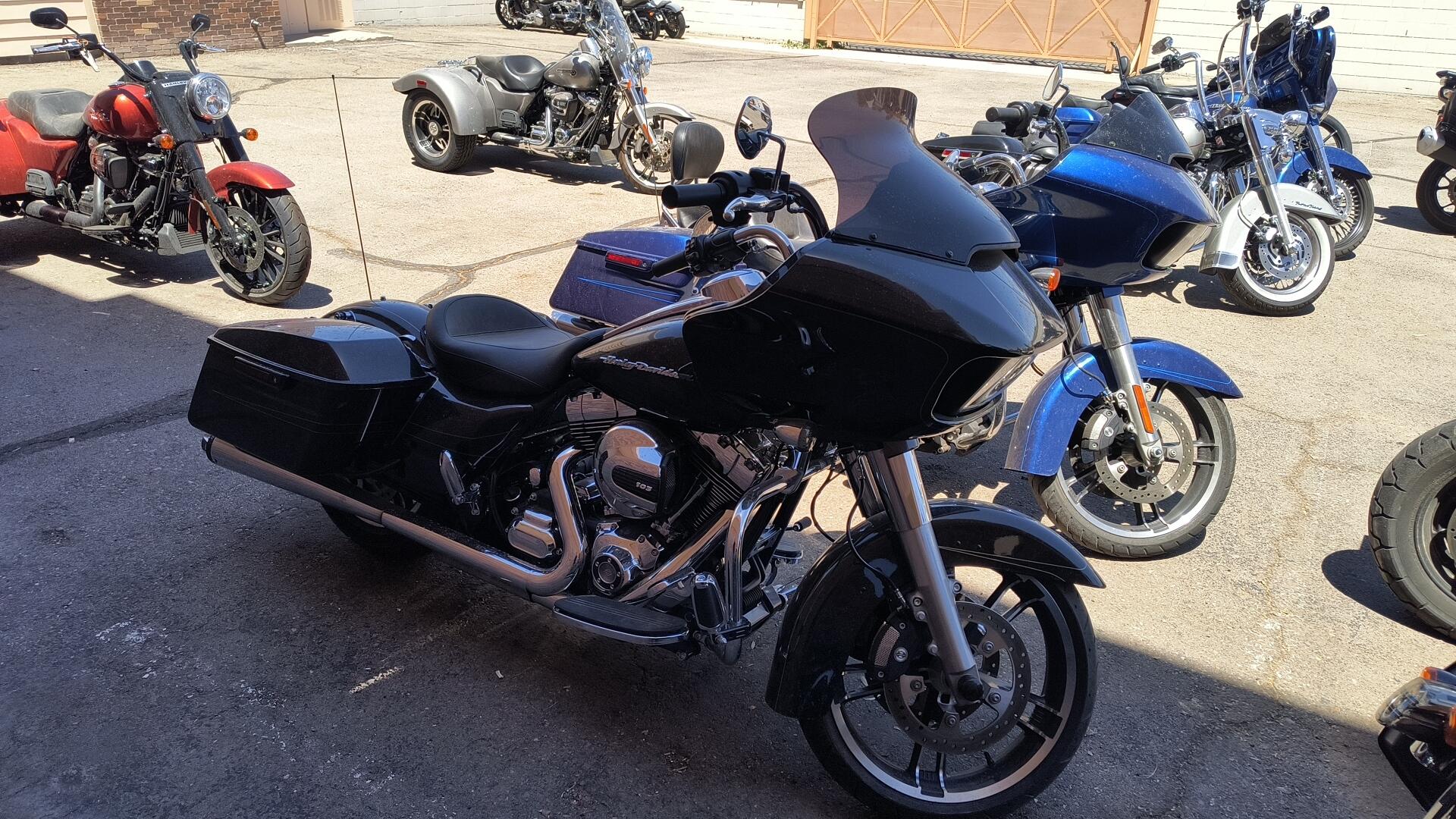 FLTRXS 2016 Road Glide® Special