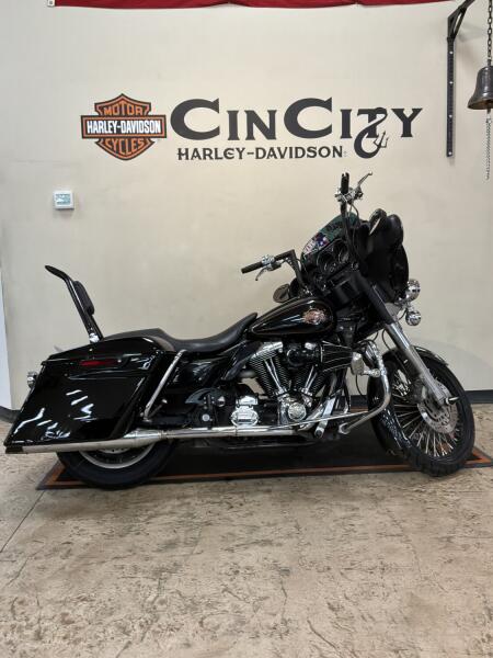 FLHTC 2000 Electra Glide® Classic