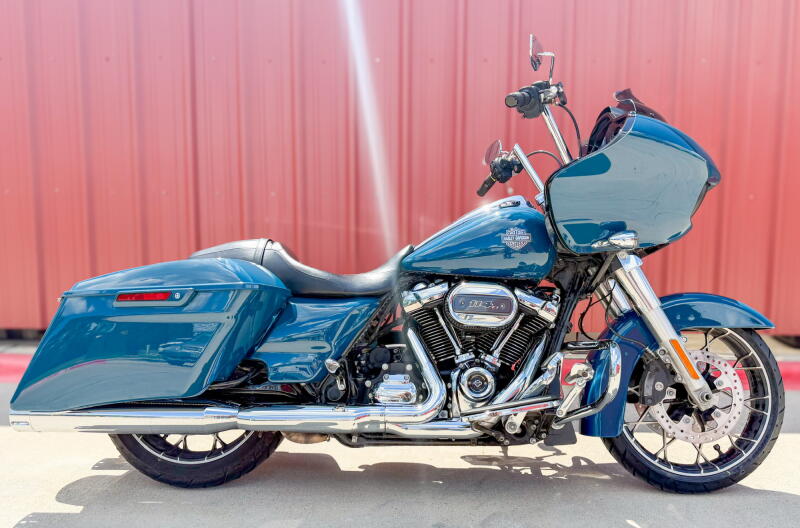 2021 Harley-Davidson® Road Glide® Special FLTRXS Billiard Blue