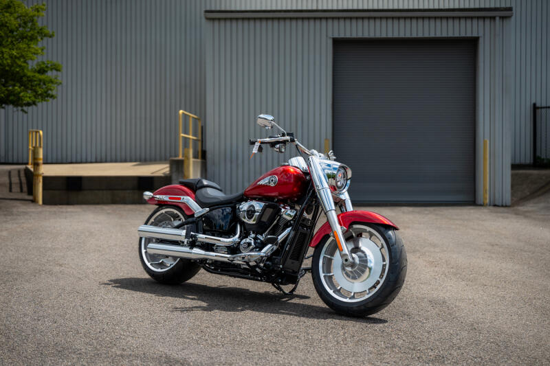 Harley-Davidson® Fat Boy® 2026 FLFB 34630862 BRILLIANT RED W/ PINSTRIPE