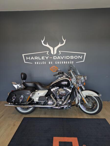  2014 TOURING ROAD KING 1690 CLASSIC