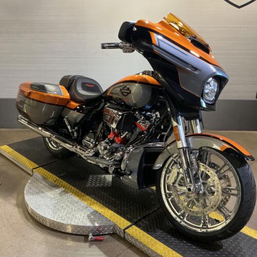 FLHXSE 2026 CVO Street Glide thumb 3