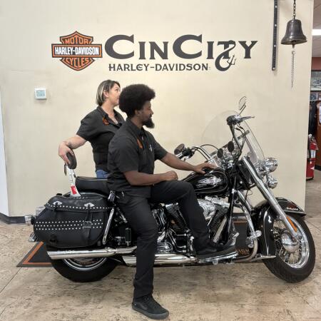 FLSTC 2011 Heritage Softail® Classic thumb 3