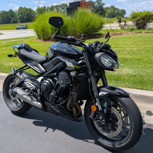 2026 Triumph Street Triple 765 RS thumb 3