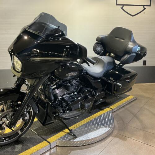 FLHX 2024 Street Glide® thumb 0