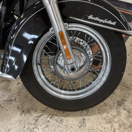 FLSTC 2011 Heritage Softail® Classic thumb 2