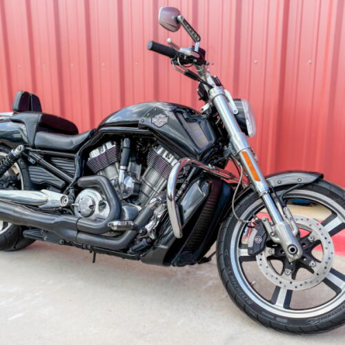 2015 Harley-Davidson® V-Rod Muscle® VRSCF BLACK QUARTZ thumb 2