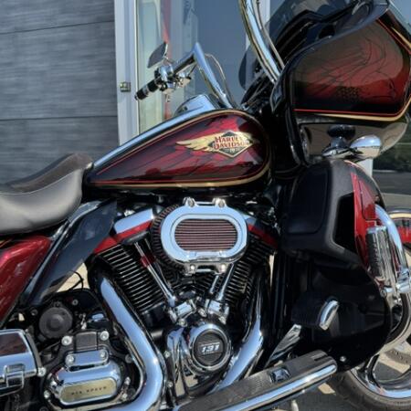 2023 Harley-Davidson® CVO™ Road Glide® LTD Anniversary Heirloom Red Fade thumb 1