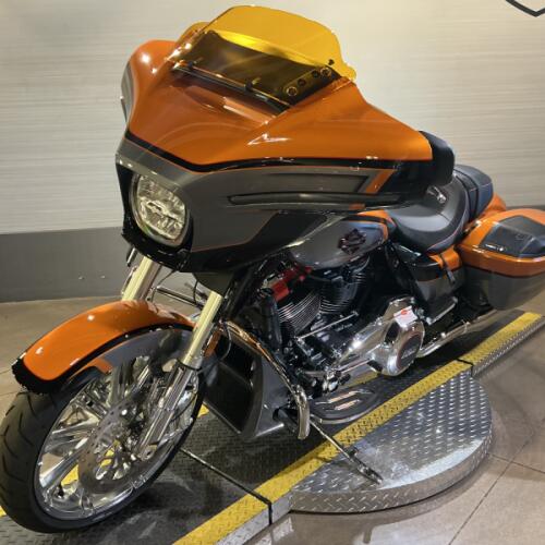 FLHXSE 2026 CVO Street Glide thumb 0