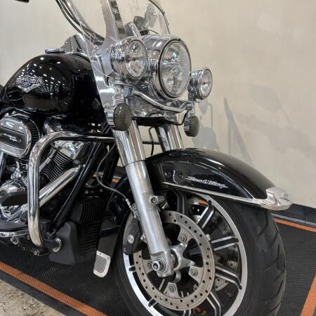 FLHR 2018 Road King® thumb 3