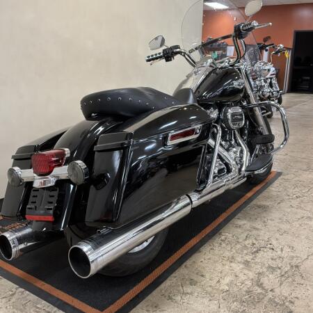 FLHR 2018 Road King® thumb 0