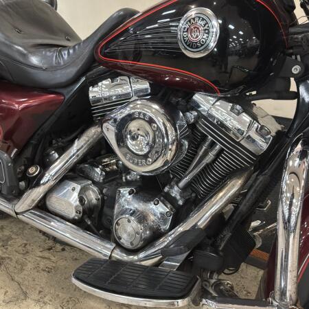 Salvage Title as is FLHTCU 2000 Electra Glide® Ultra Classic® thumb 3
